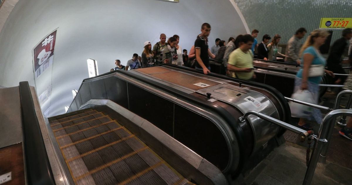 У київському метрополітені пояснили ранкові затримки руху поїздів