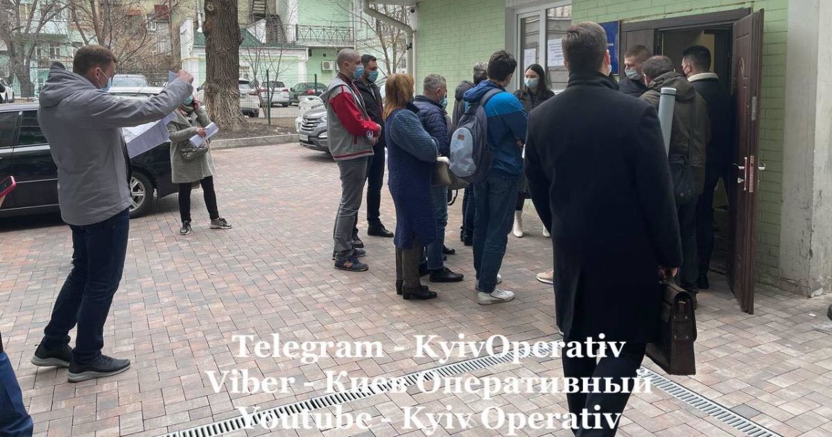 Локдаун в Киеве: в департаменте КГГА закончились спецпропуска (фото, видео)