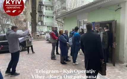 Локдаун в Киеве: в департаменте КГГА закончились спецпропуска (фото, видео)