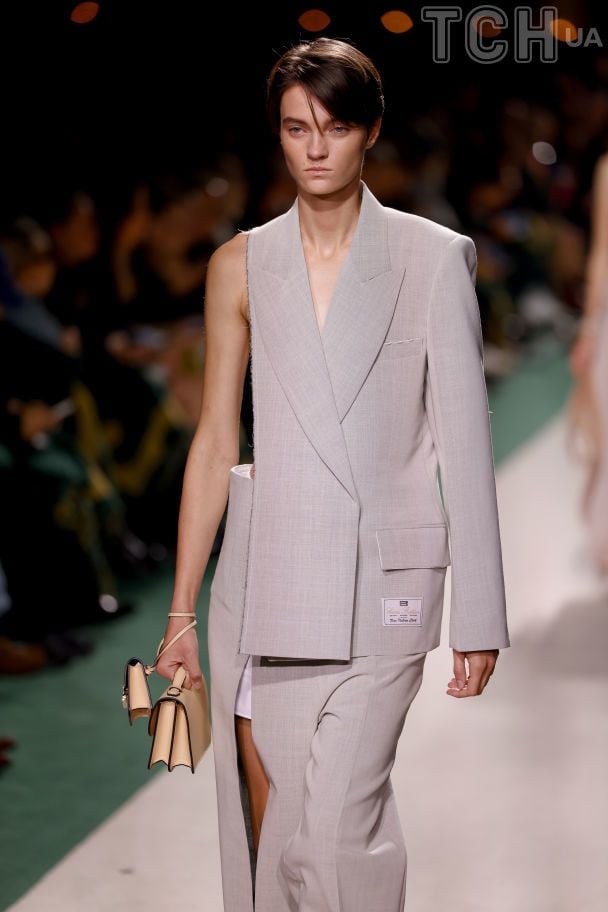 Коллекция Victoria Beckham весна-лето 2025 / © Associated Press