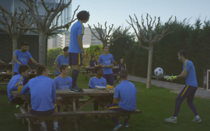 Юні гравці "Барселони" показали футбольні навички у промо-ролику до юнацької Ліги чемпіонів