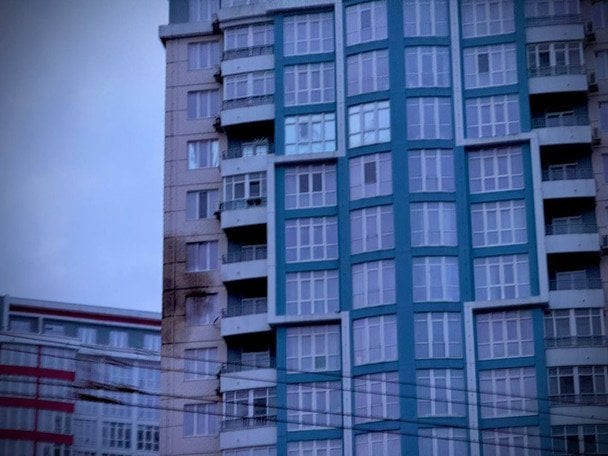 Наслідки нічної атаки дронів на Одесу / © Facebook / Сергій Лисак