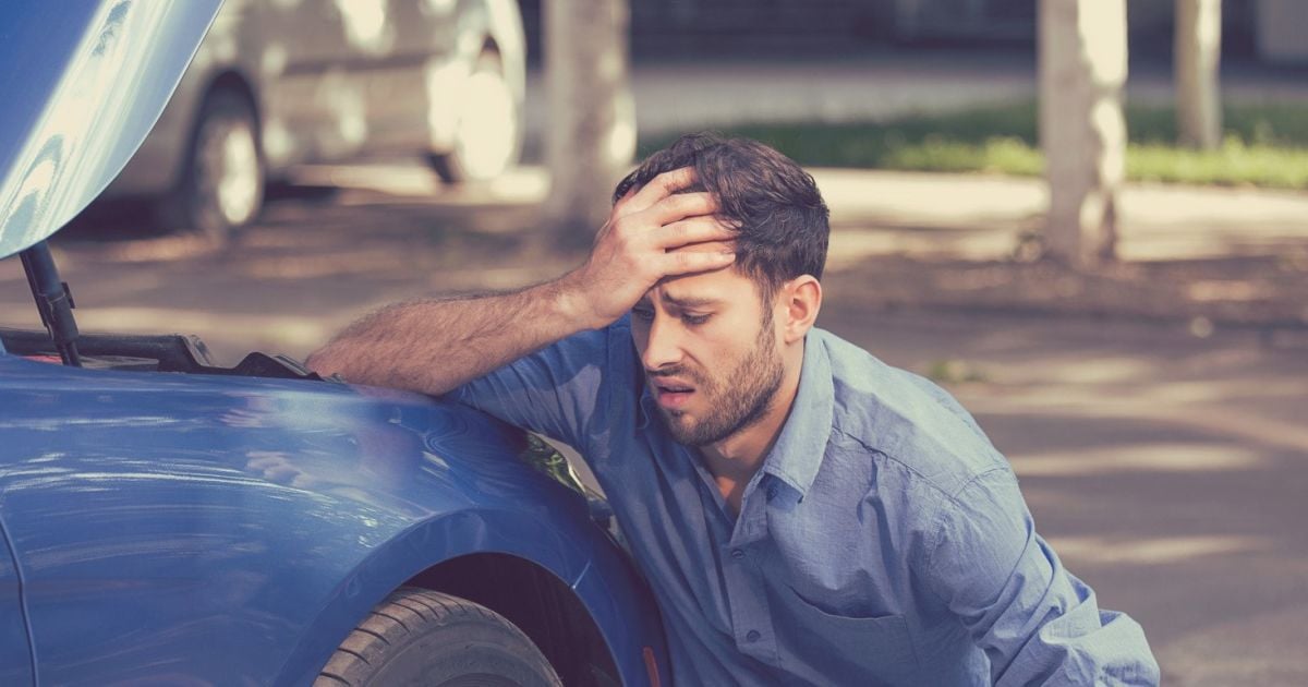 Как не попасть в ловушку автомошенников: лучшие советы автомобилистам