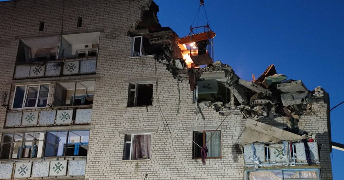 Збільшення кількості жертв вибуху на Миколаївщині та особливості нового штаму коронавірусу. П'ять новин, які ви могли проспати