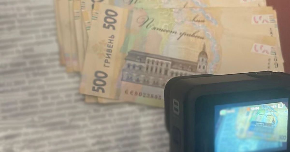У Києві очільниця благодійної організації продавала бронежилети з гуманітарної допомоги