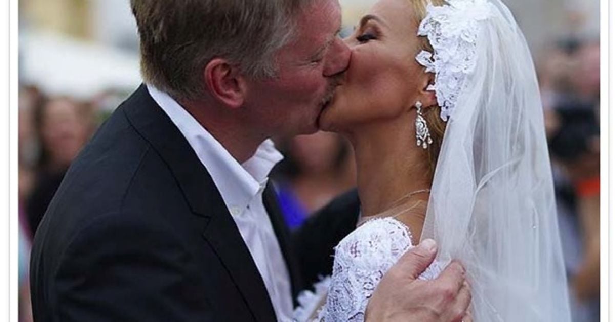 На свадьбе на Пескове "засветились" часы, стоимостью в четыре его годовых зарплат