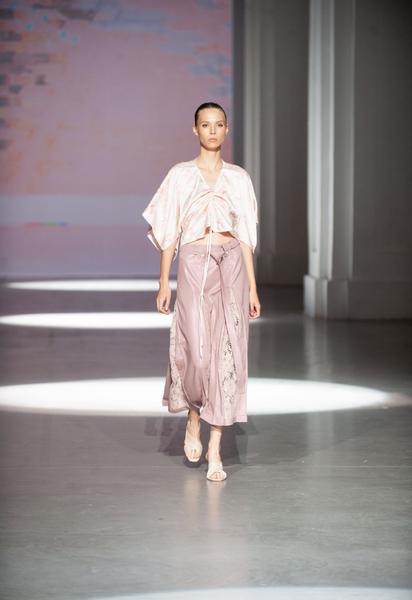 Показ VOROZHBYT & ZEMSKOVA/fashionweek.ua