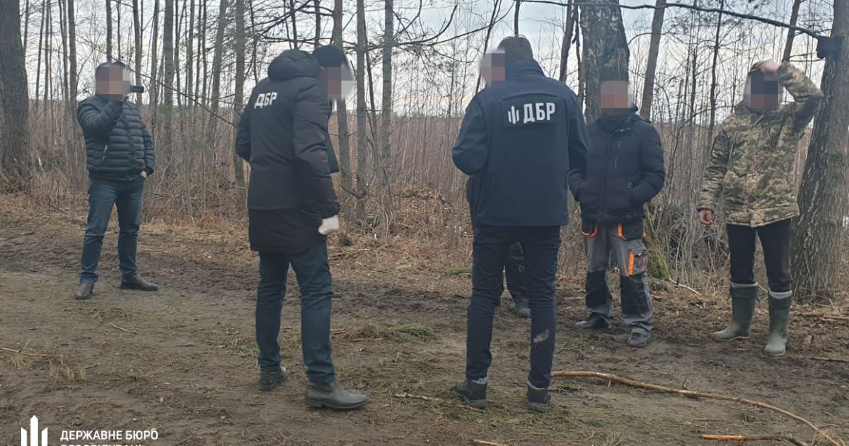 В Ровенской области копатели янтаря напали на работников СБУ: в результате стрельбы ранены 5 человек