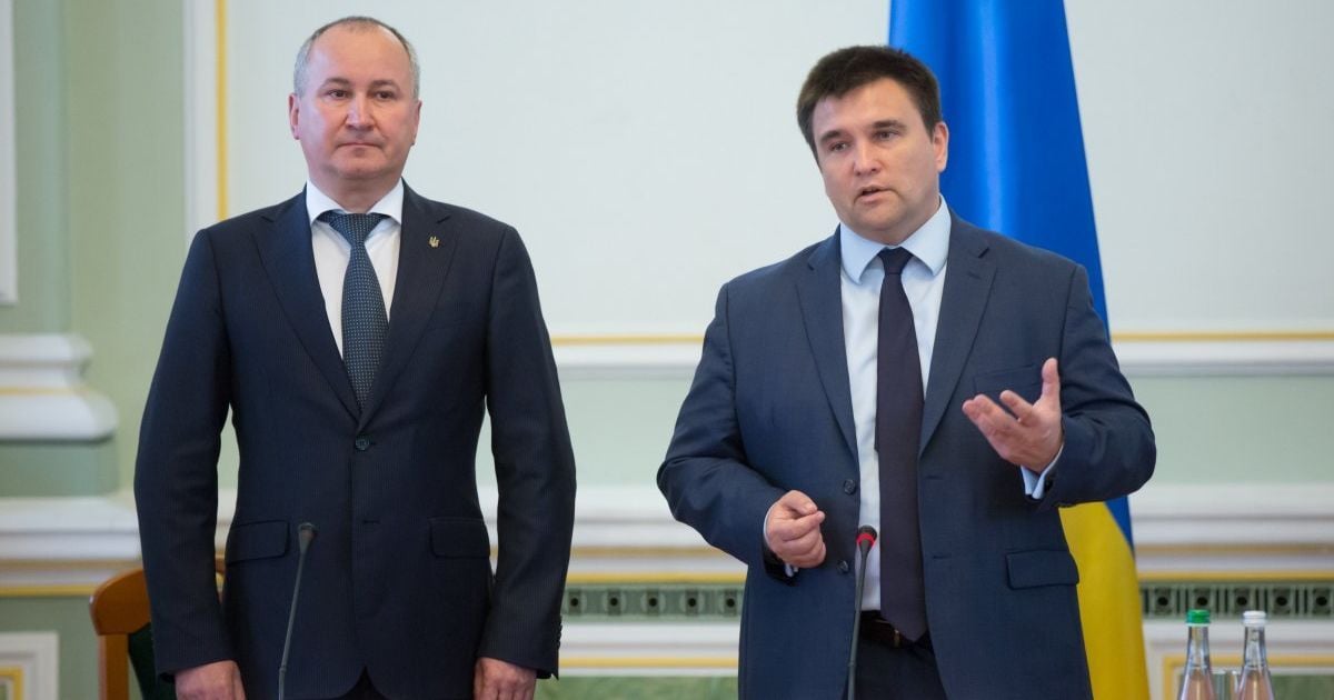 Очільники СБУ та МЗС заявили про російський слід у кривавому нападі на ромський табір у Львові
