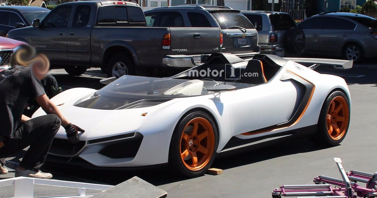 В США "засветился" загадочный родстер Honda