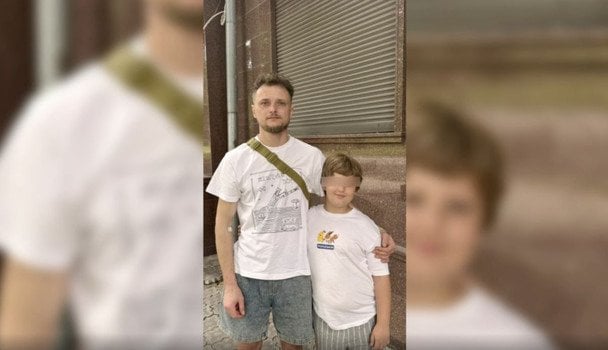 Чекав тата 109 днів з "нуля" і не стригся: мережу розчулило 