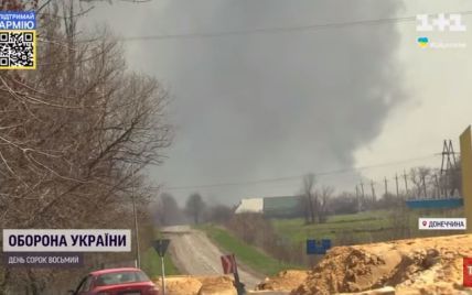 Поблизу Донецька військові чекають на вирішальну битву, а місцеві під "Градами" намагаються засіяти городи