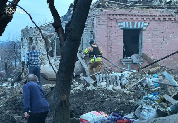 Разрушение на Киевщине в результате атаки 21 марта/Фото: ГСЧС Киевской области