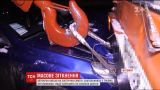 Жуткое ДТП в Житомире: автокран подмял под себя легковушку