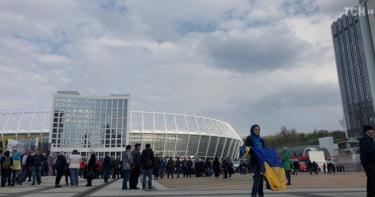 Ситуація біля Олімпійського_5 / © ТСН.ua/Юлія Желонкіна