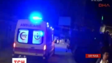 На сході Туреччини невідомі підірвали автомобіль біля поліцейської дільниці, є загиблі