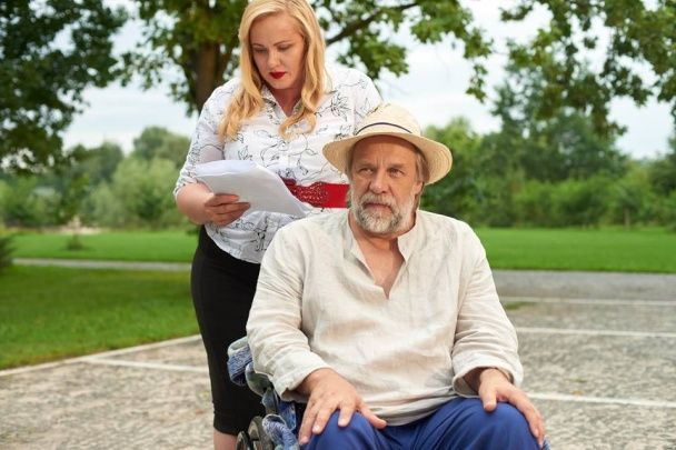 "Квартал" снял новый сериал о родственниках / © пресс-служба канала "1+1"