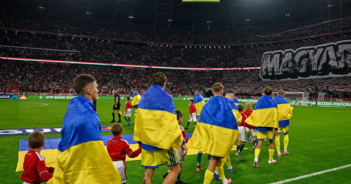 Збірна України з футболу