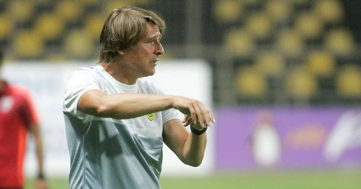 Міхаель Еннінг, facebook.com/arisfootballclub