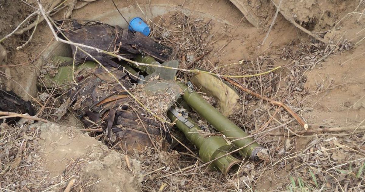Силовики нашли два тайника боевиков