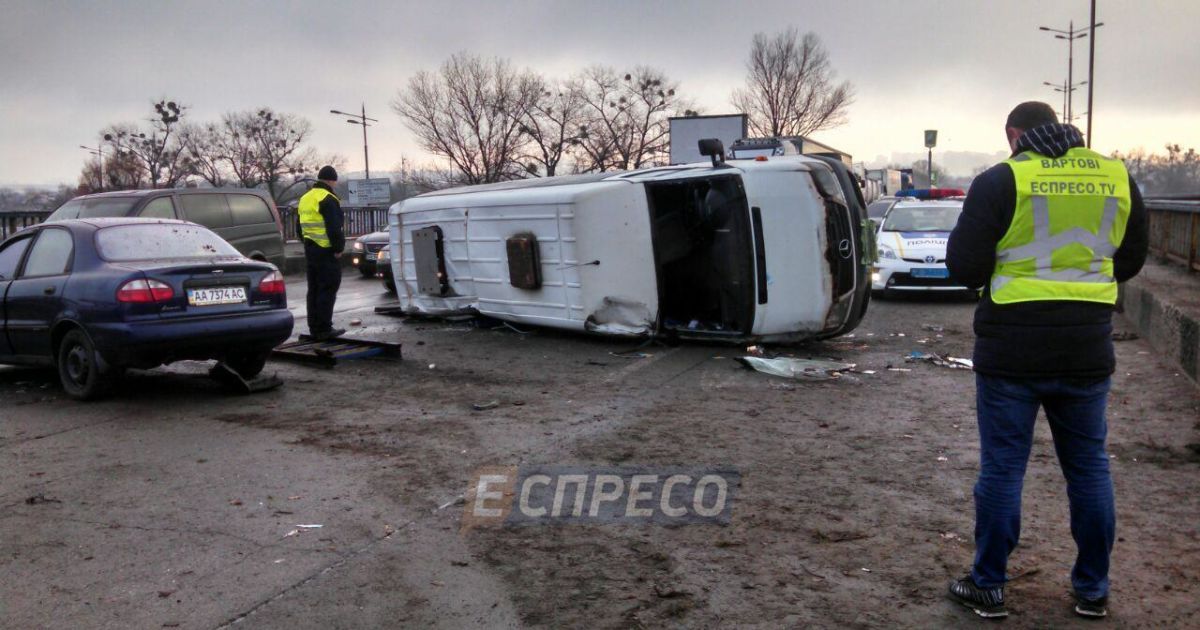 дтп у києві на жулянському мосту _4 / © Вартові.Еспресо