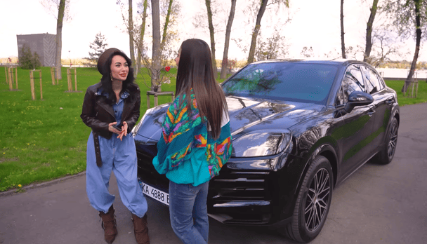 Автомобіль Анни Неплях