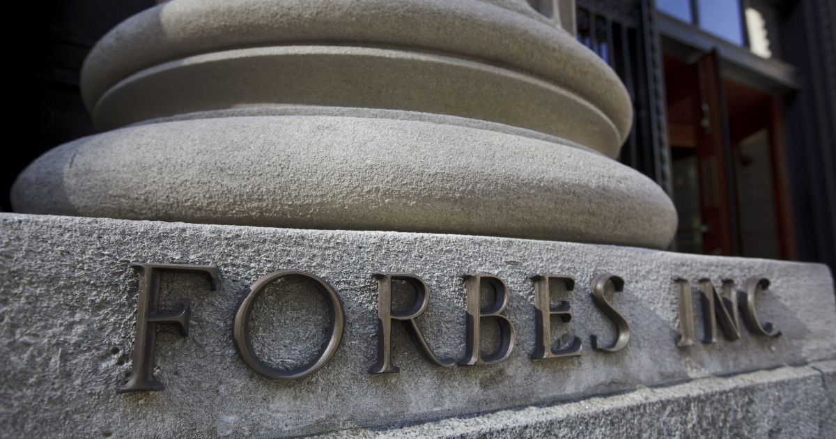 В российском Forbes сменили руководителя и заблокировали сайт после скандала из-за исчезновении статьи