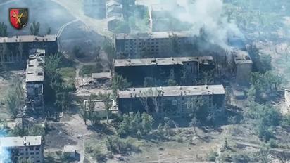 От города почти ничего не осталось: 32 ОМБр показала ужасные кадры из фронтового Торецка после атак РФ
