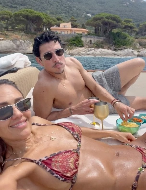 Джессика Альба и Дэнни Рамирес / © instagram.com/jessicaalba