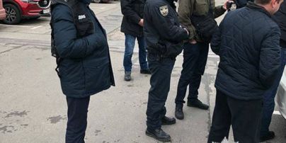 В Киеве патрульный зарабатывал на взятках от пьяных водителей