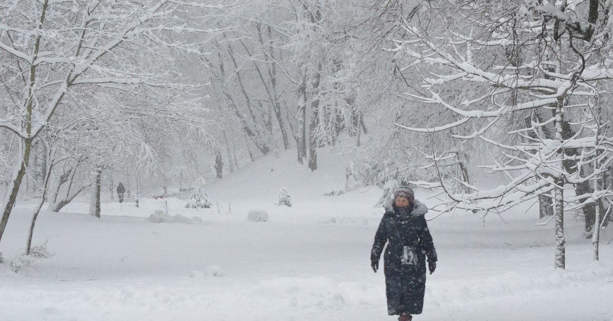 В некоторых регионах приморозит и заснежит: где в Украине 18 декабря будет зимняя погода