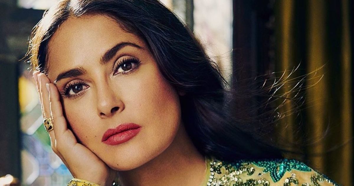 54-річна Сальма Гаєк показалася без макіяжу та із сивиною