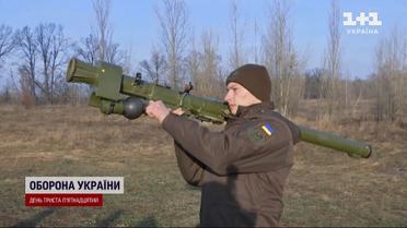Одним выстрелом: боец Нацгвардии приземлил вражескую ракету прямо на подлете в Киев