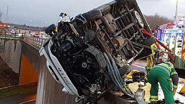 Лидс_дтп2 / © West Yorkshire Fire and Rescue Service