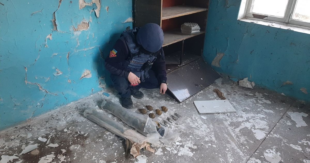 На Киевщине работают саперы, но для завершения им понадобится несколько месяцев