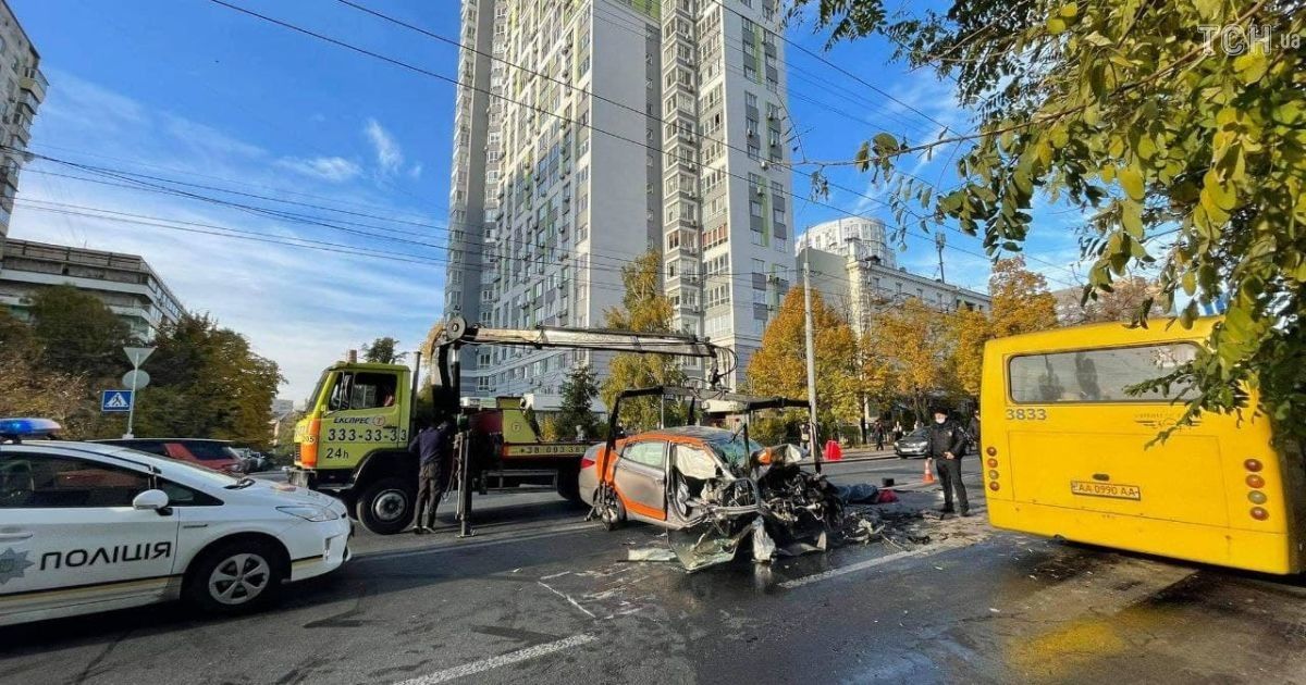 Аварія на Лук'янівці_3 / © Фото Олени Гущик/ ТСН (https://tsn.ua/)