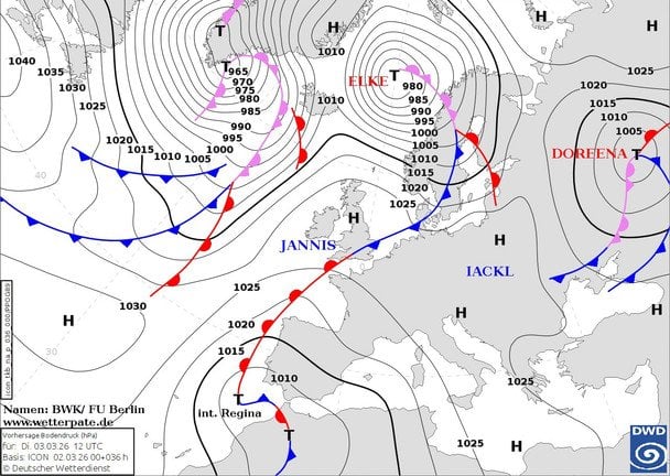 За словами Діденко, атмосферні фронти циклону Doreena закидатимуть дощ або мокрий сніг переважно на схід і південь / © Наталія Діденко / Facebook