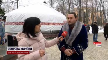 На зло РФ: диаспора казахов установила еще одну юрту несокрушимости