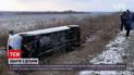 В Запорожской области перевернулся автобус с двумя десятками детей | Новости Украины