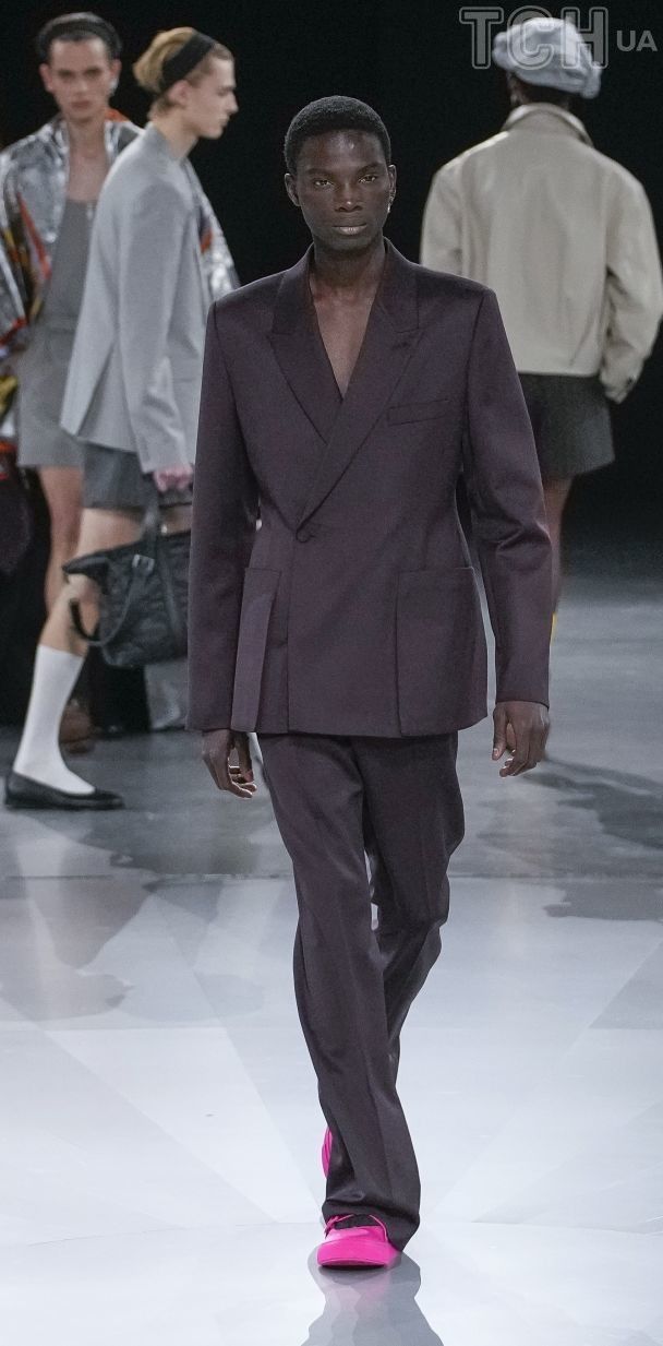 Показ чоловічої колекції Модного дому Dior осінь-зима 2024-2025 / © Associated Press