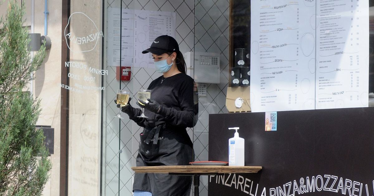 Во Львове полиция заблокировала работу более двух сотен заведений питания: как отреагировала власть