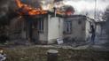 "Породіллі лежать з немовлятами у підвалах": після обстрілів російських окупантів Ізюм майже зруйновано