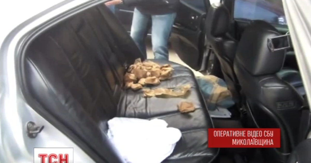 У работников завода изъяли оборудование и деньги