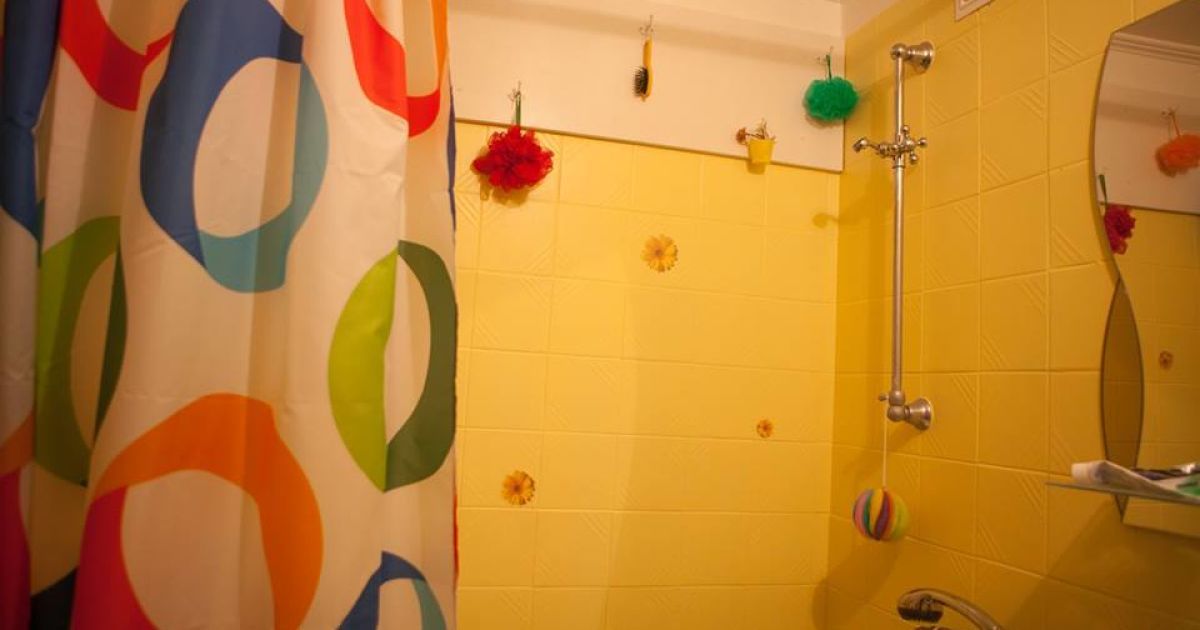 В Кривом Роге ребенок нашел мать повешенной в ванной