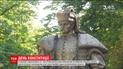 Петро Порошенко біля пам’ятника Пилипу Орлику пригадав день прийняття закону про Конституцію