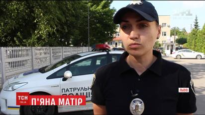 Во Львове правоохранители госпитализировали пьяную 28-летнюю женщину и забрали в приют ее дочь