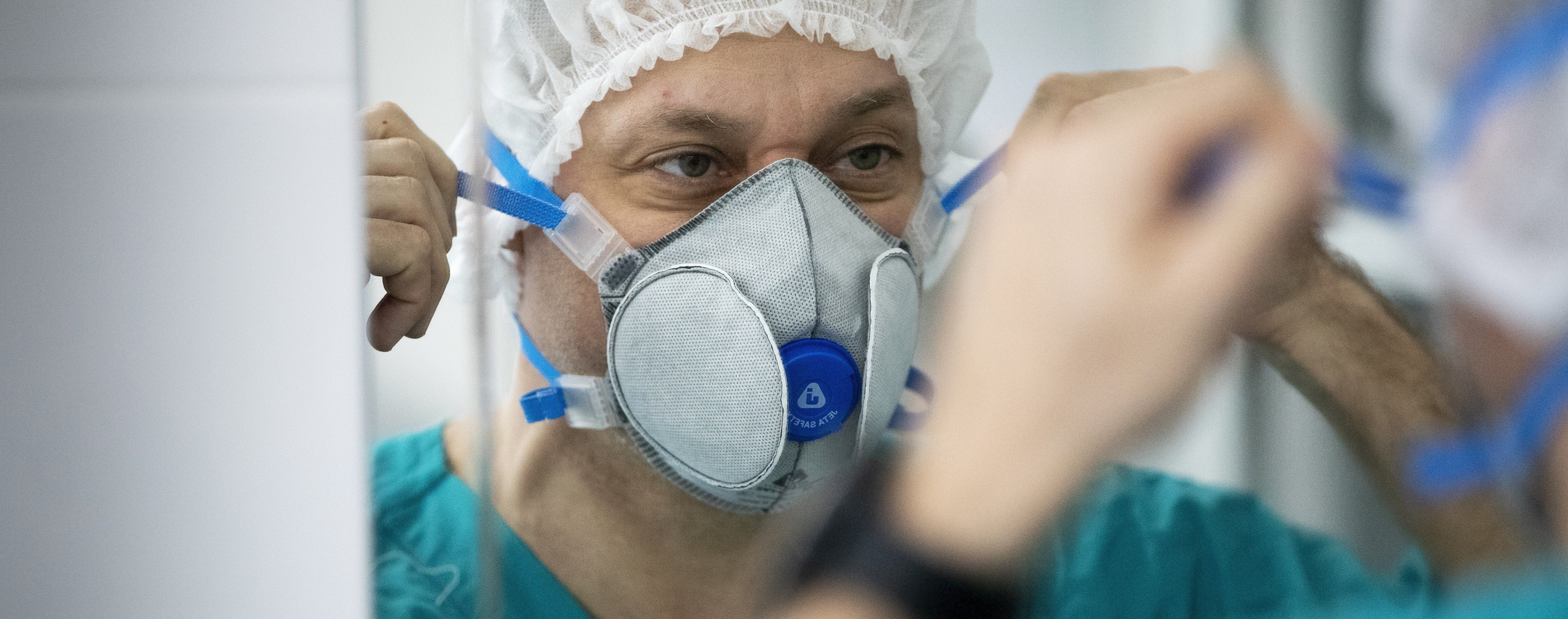 В Україні розпочали епідеміологічні розслідування смерті лікарів з коронавірусом