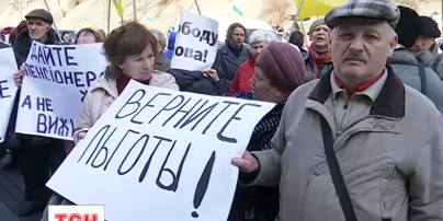 Митинги в Киеве финансируются из России и стоят по 200 грн за участника