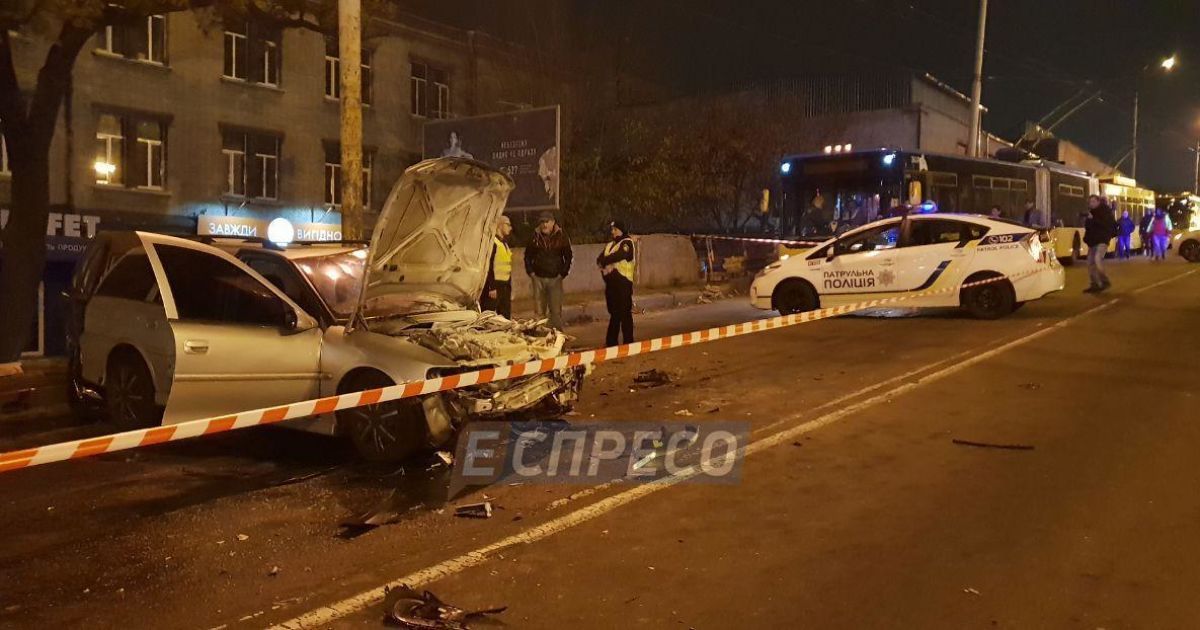 ДТП на Шулявському шляхопроводі в Києві_12 / © Еспресо.TV