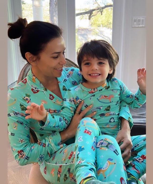 Ева Лонгория с сыном / © instagram.com/evalongoria